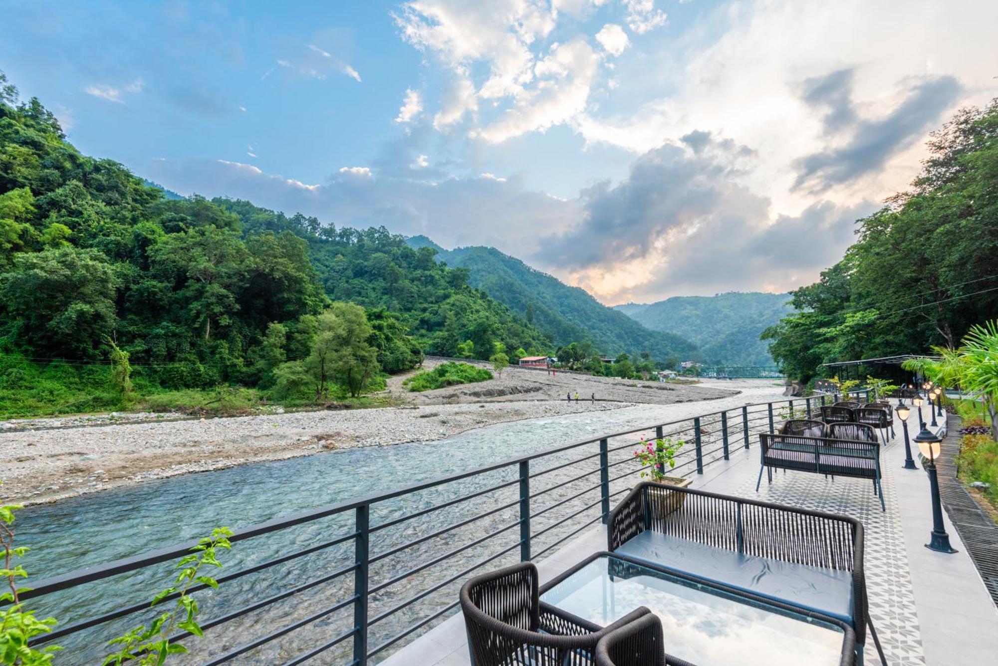 Dls Divine River Resort And Spa, Rishīkesh Extérieur photo