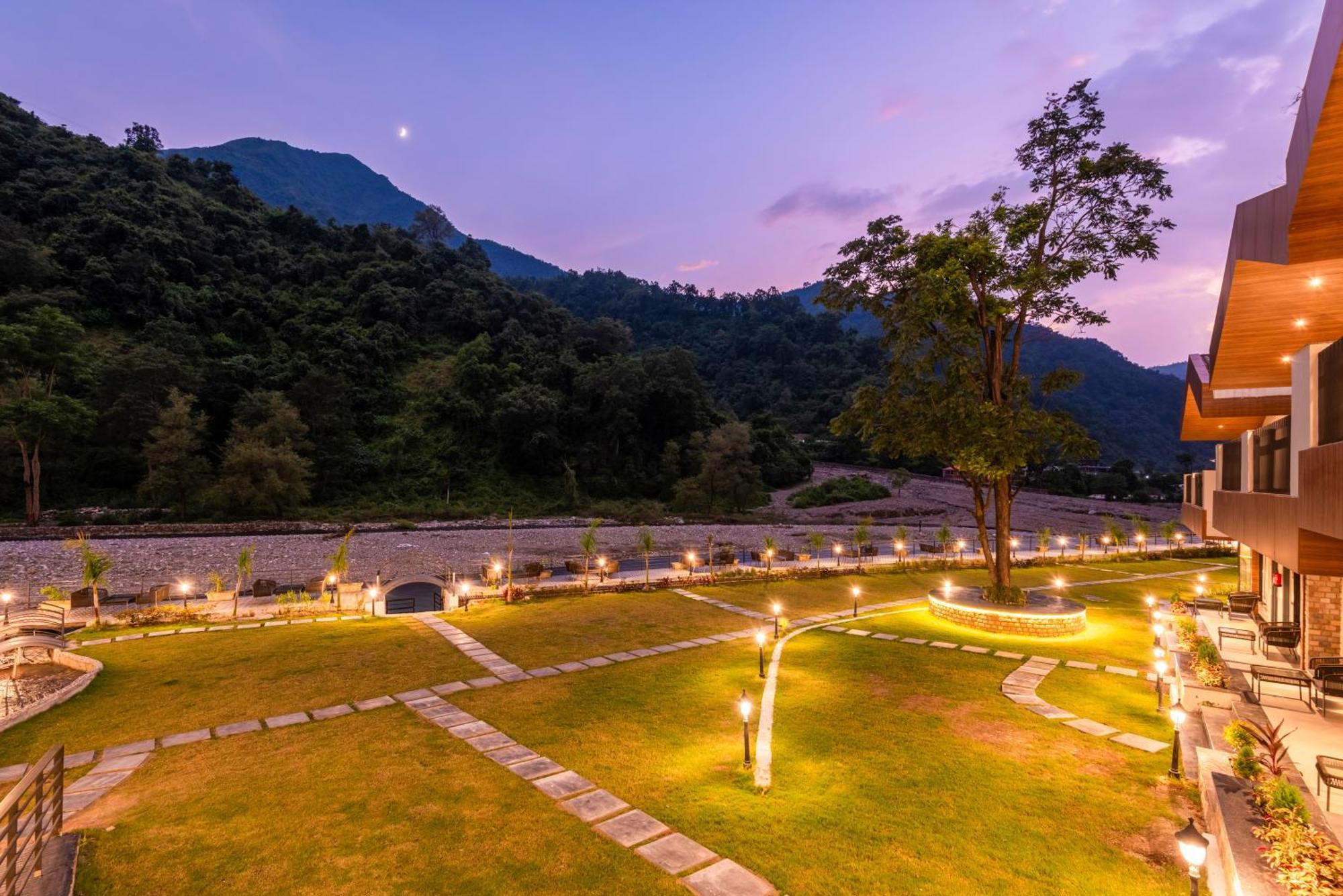 Dls Divine River Resort And Spa, Rishīkesh Extérieur photo